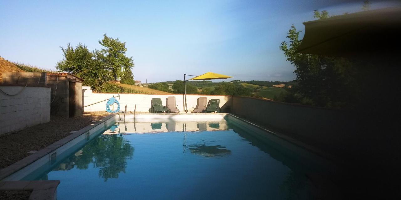 Вилла La Tranquillite, Le Repos Nanteuil-Auriac-de-Bourzac Экстерьер фото