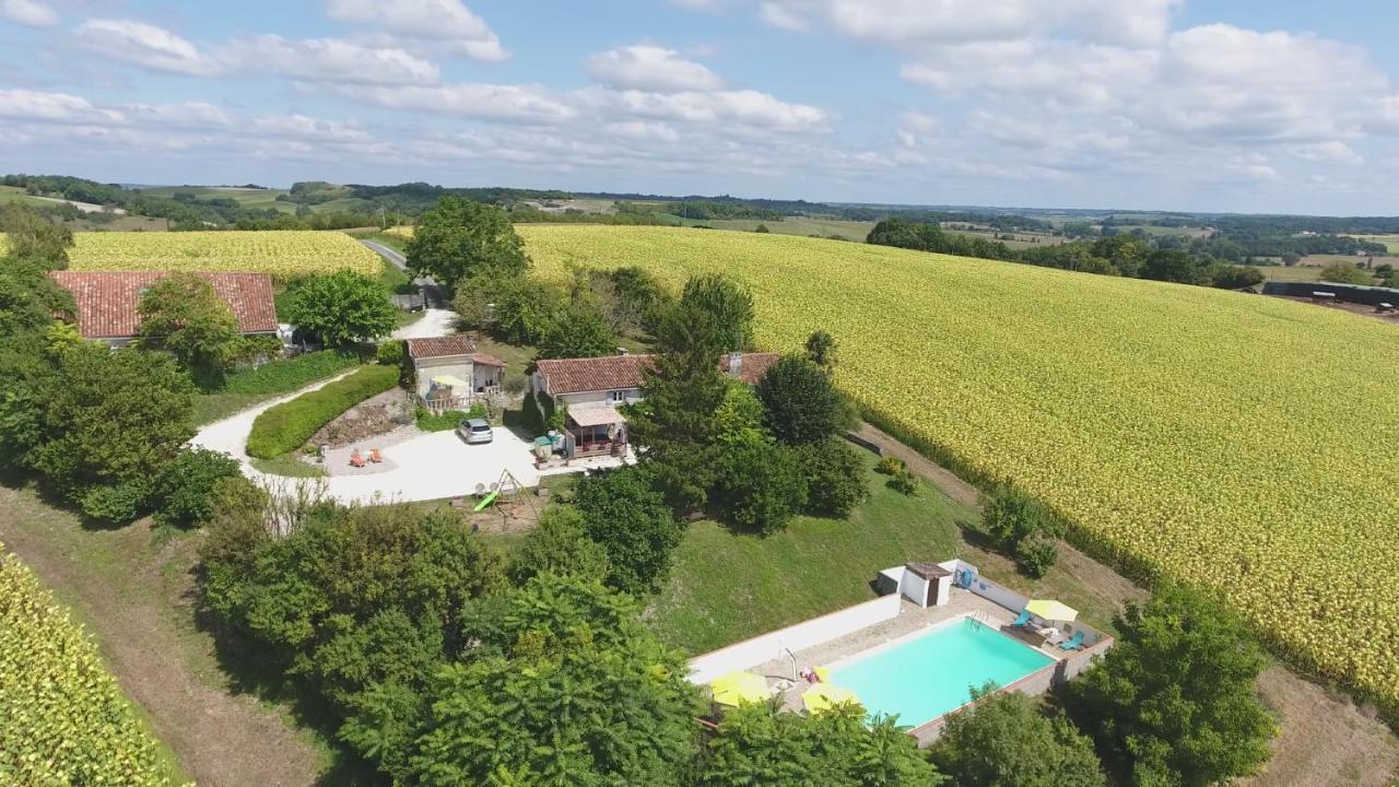 Вилла La Tranquillite, Le Repos Nanteuil-Auriac-de-Bourzac Экстерьер фото